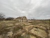 For sale agricultural area Naszály, 184m2
